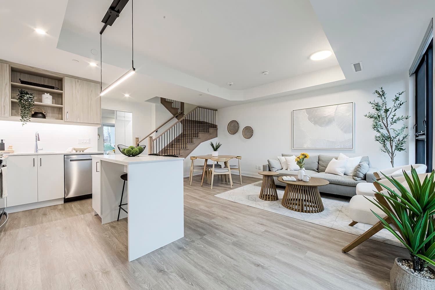 291 QUEENS AVE in Oakville - Property View