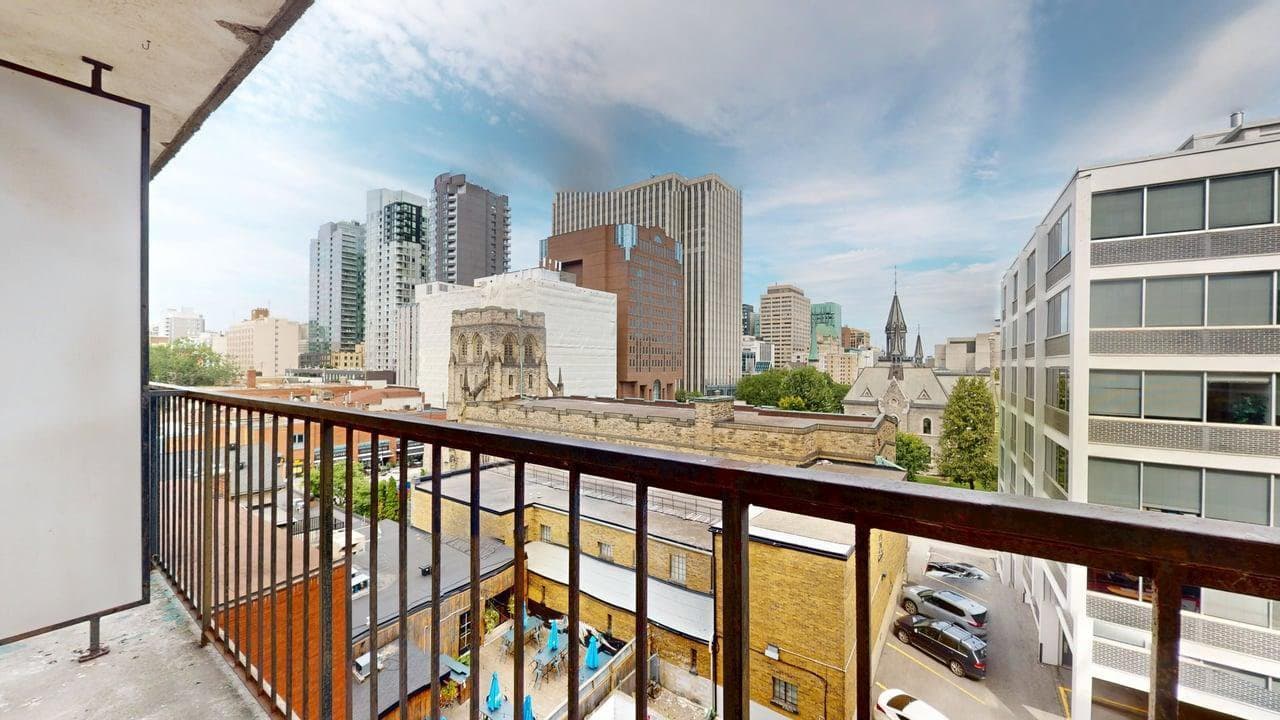 173 COOPER ST in Ottawa - Property View