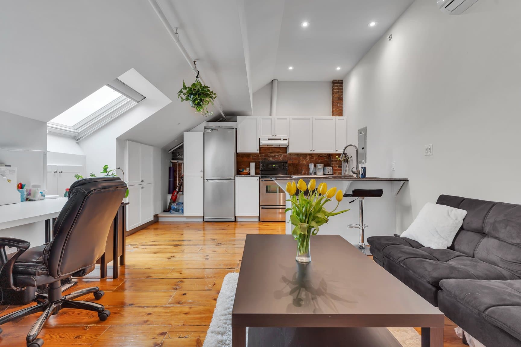 184 SYDENHAM ST in Kingston - Property View
