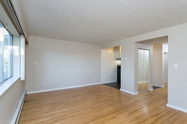 910 ST ANDREWS ST in New Westminster - Property View