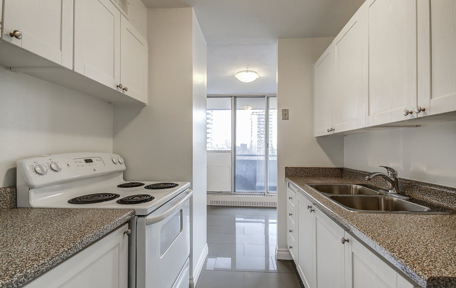 180 BOLD ST in Hamilton