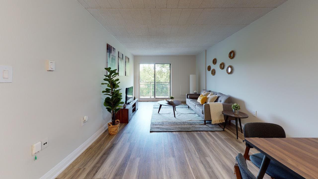 100 N SILVERCREEK PKY in Guelph - Property View