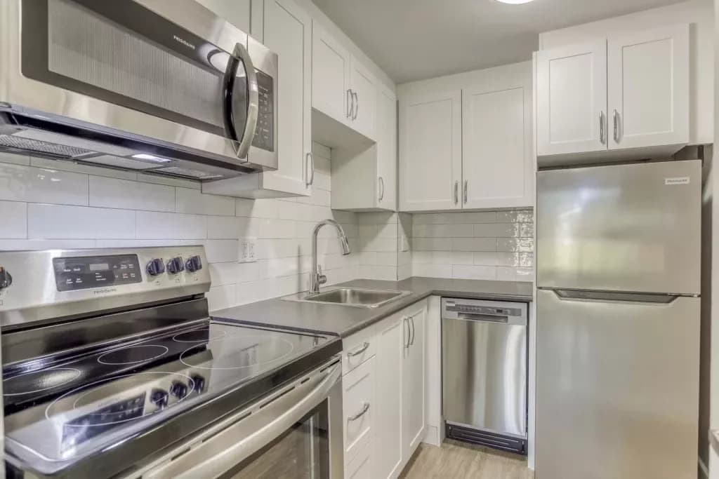 181 QUEEN MARY RD in Kingston - Property View