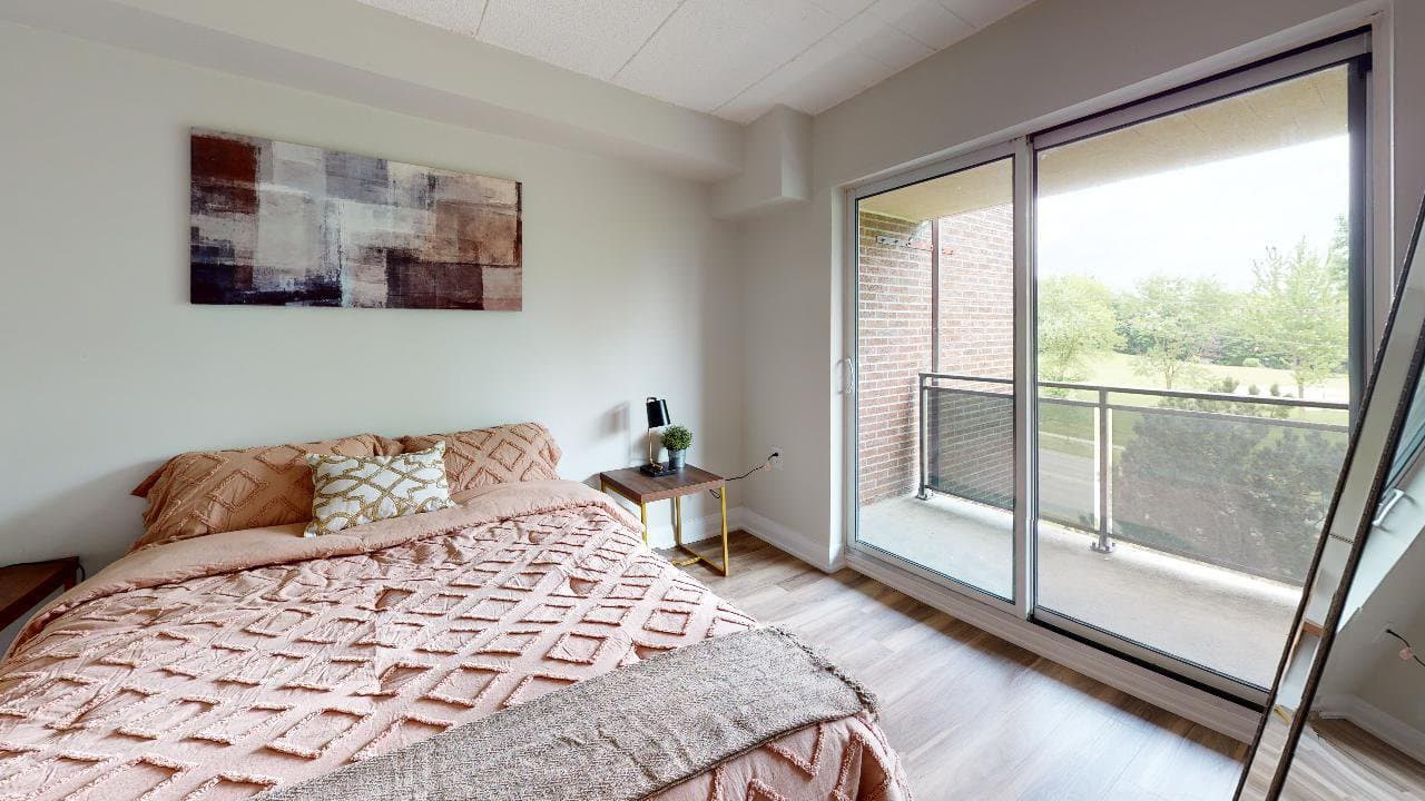 100 N SILVERCREEK PKY in Guelph - Property View