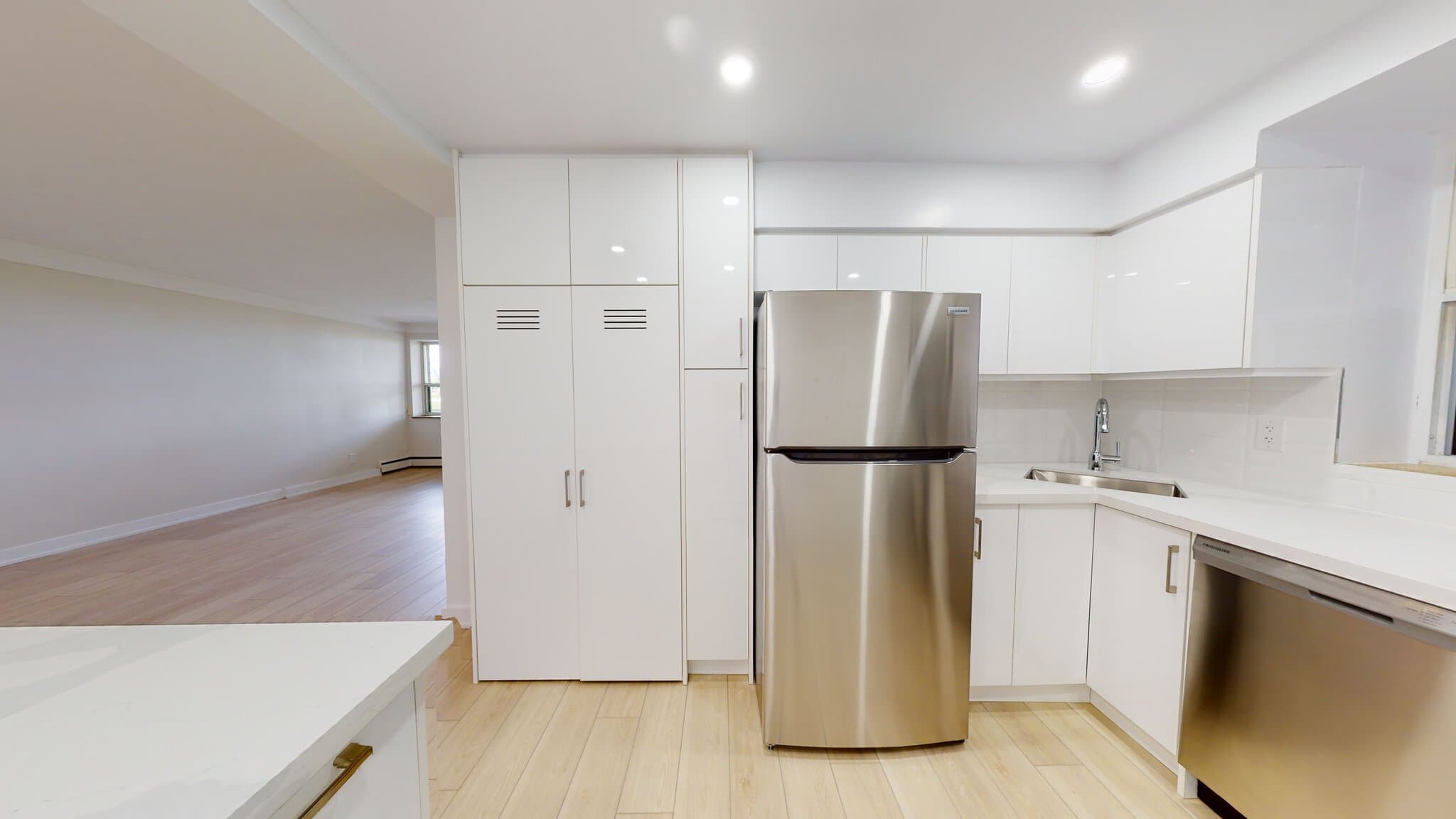 3 E 7TH ST in Hamilton - Property View