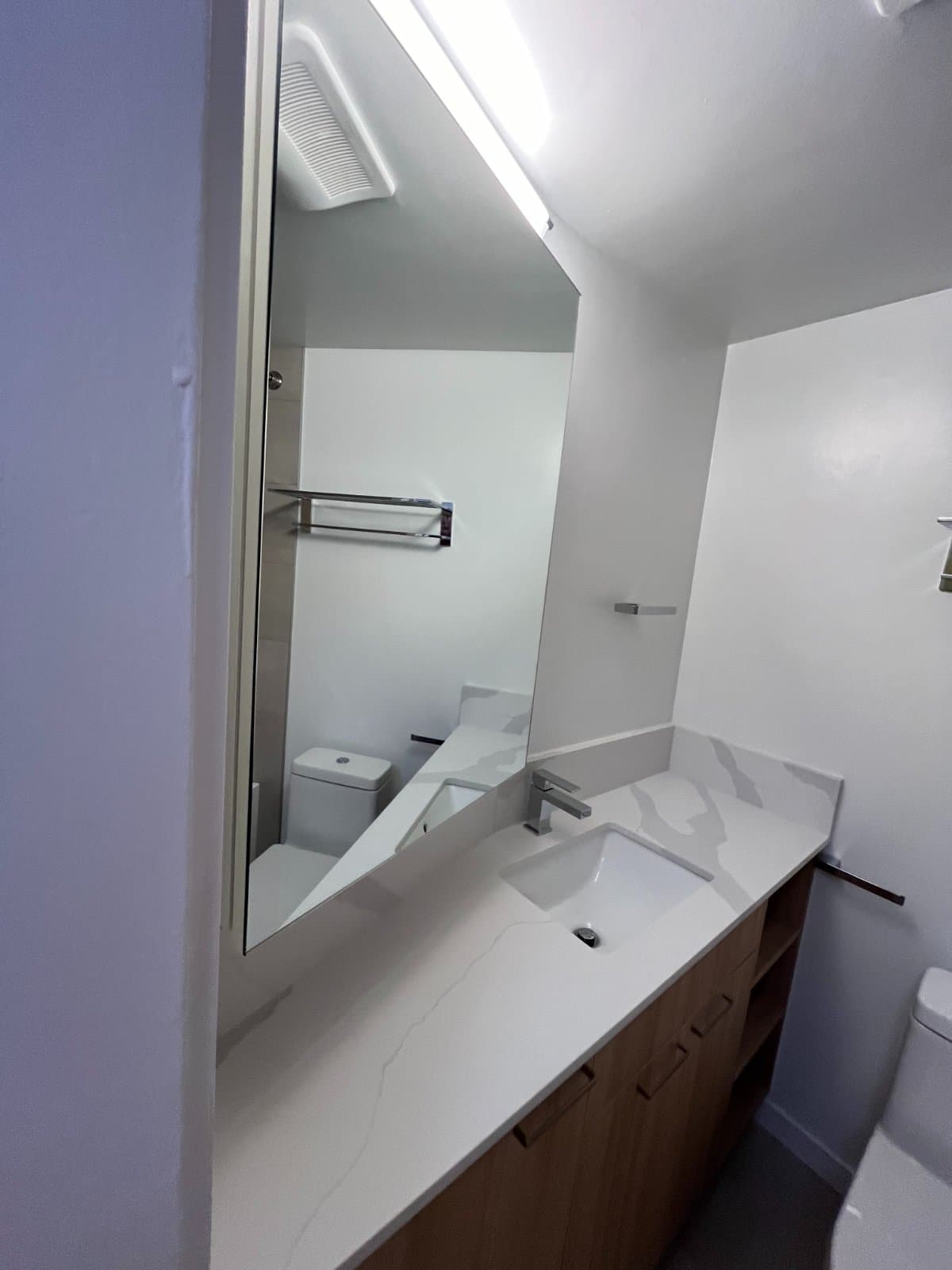 711 5TH AVE in New Westminster - Property View
