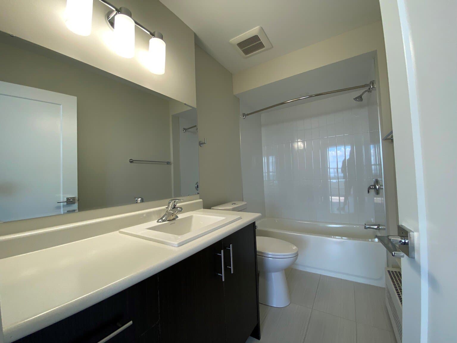 10 BEN LOMOND PL in Hamilton - Property View