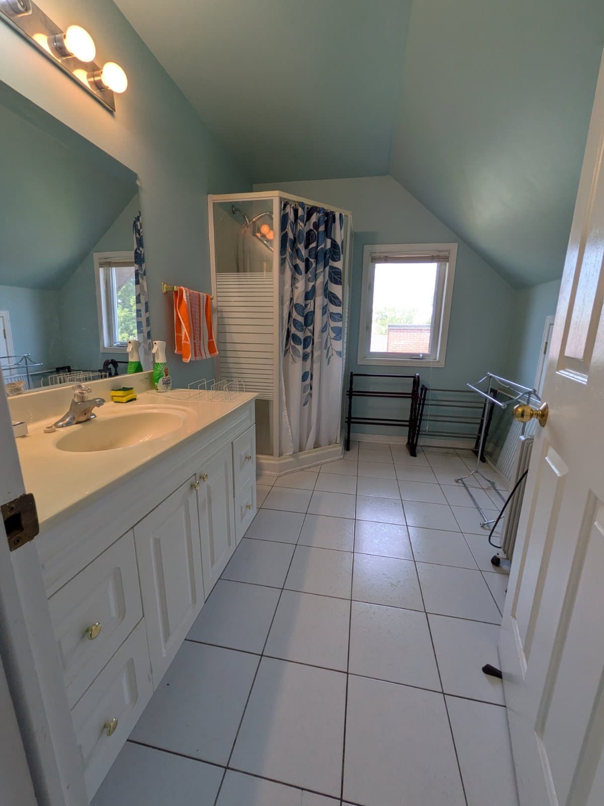 517 GOLDEN AVE in Ottawa - Property View