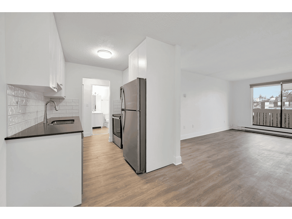 855 ELLERY ST in Esquimalt - Property View