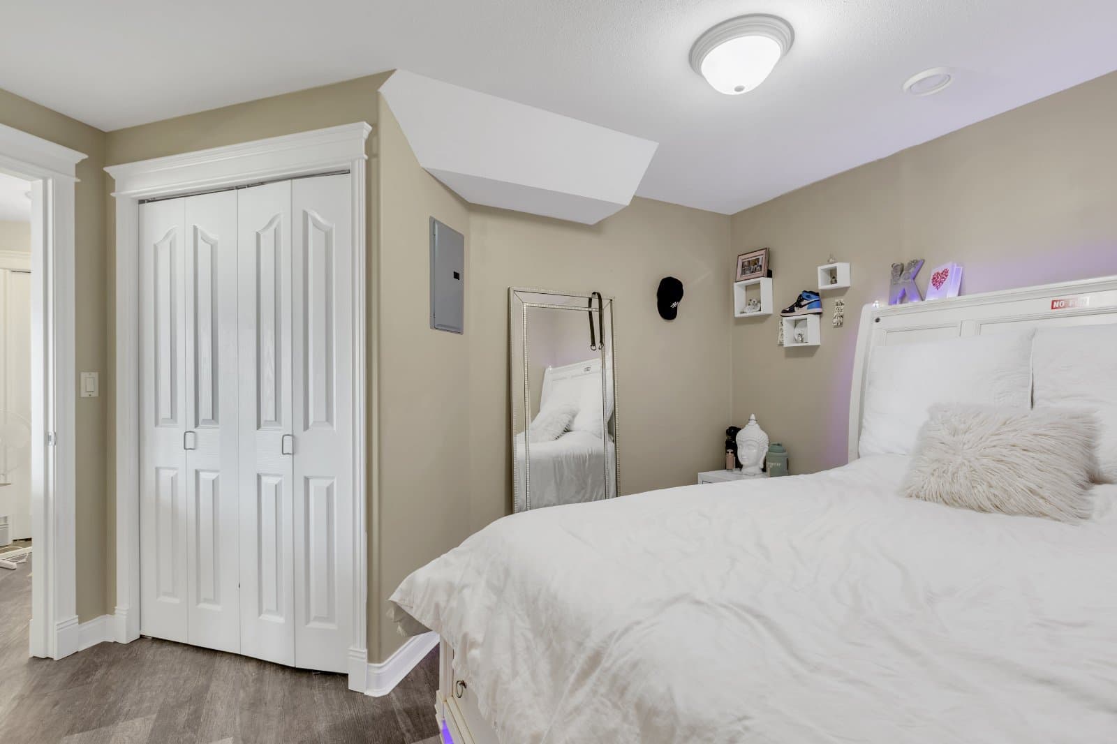 3533 W EMPIRE PL in West Kelowna - Property View