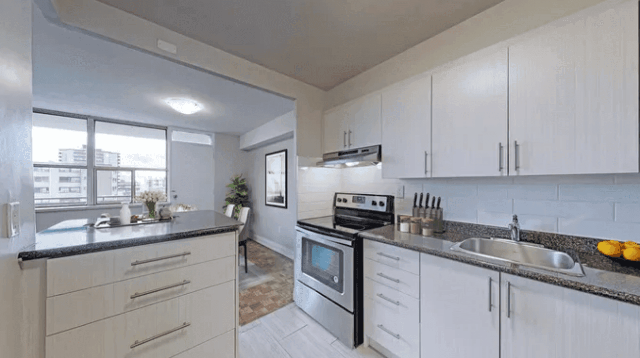 1251 W KING ST in Toronto - Property View