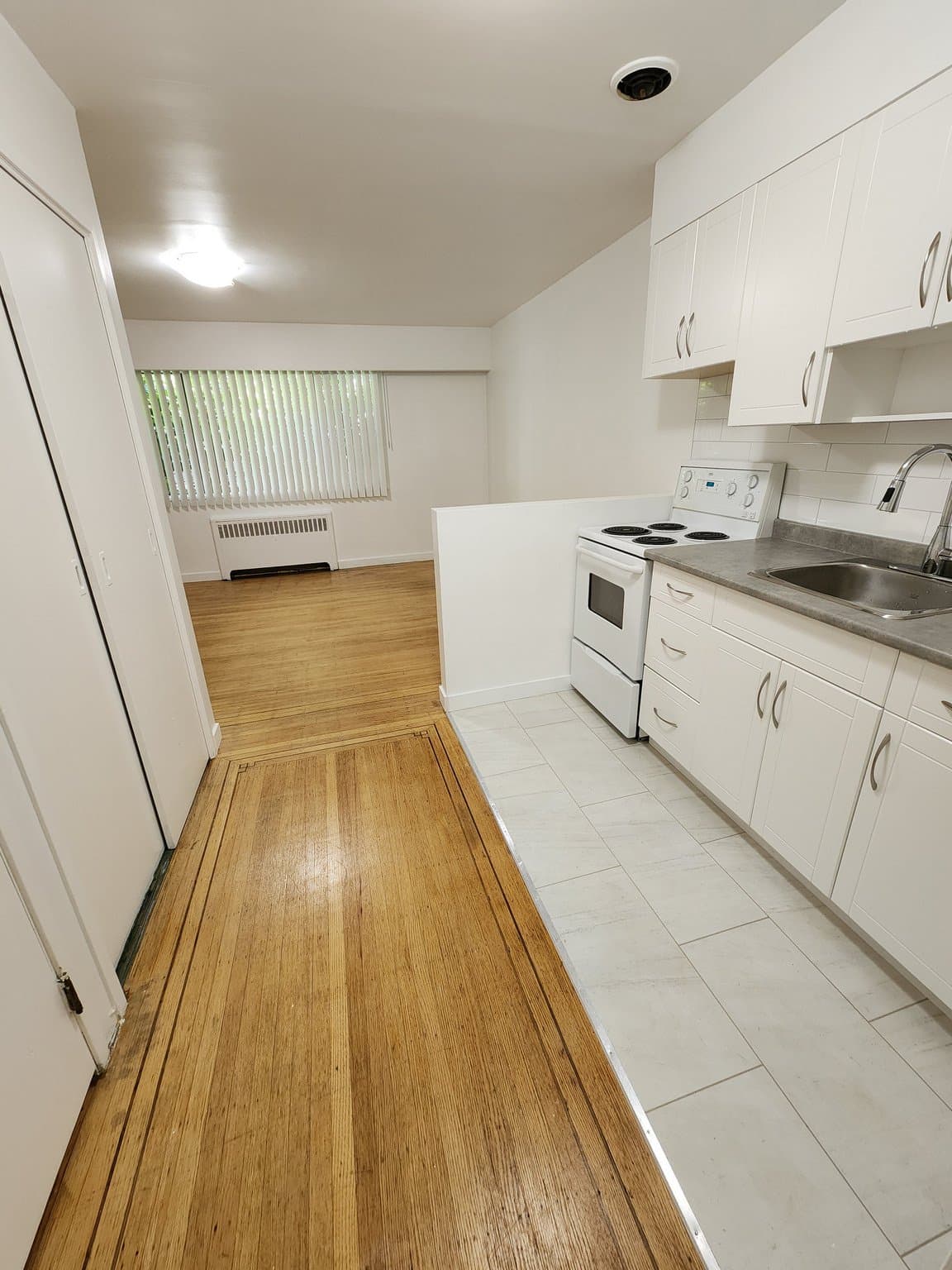 321 AGNES ST in New Westminster - Property View