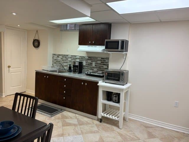 135 BURGESS CRES in Newmarket - Property View