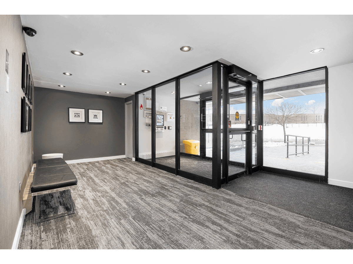 40 VANIER DR in Guelph - Property View