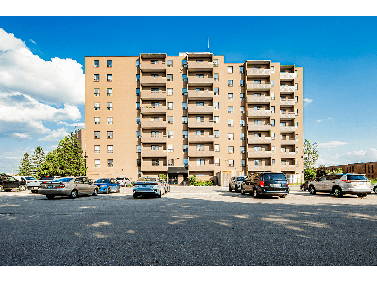 40 VANIER DR in Guelph
