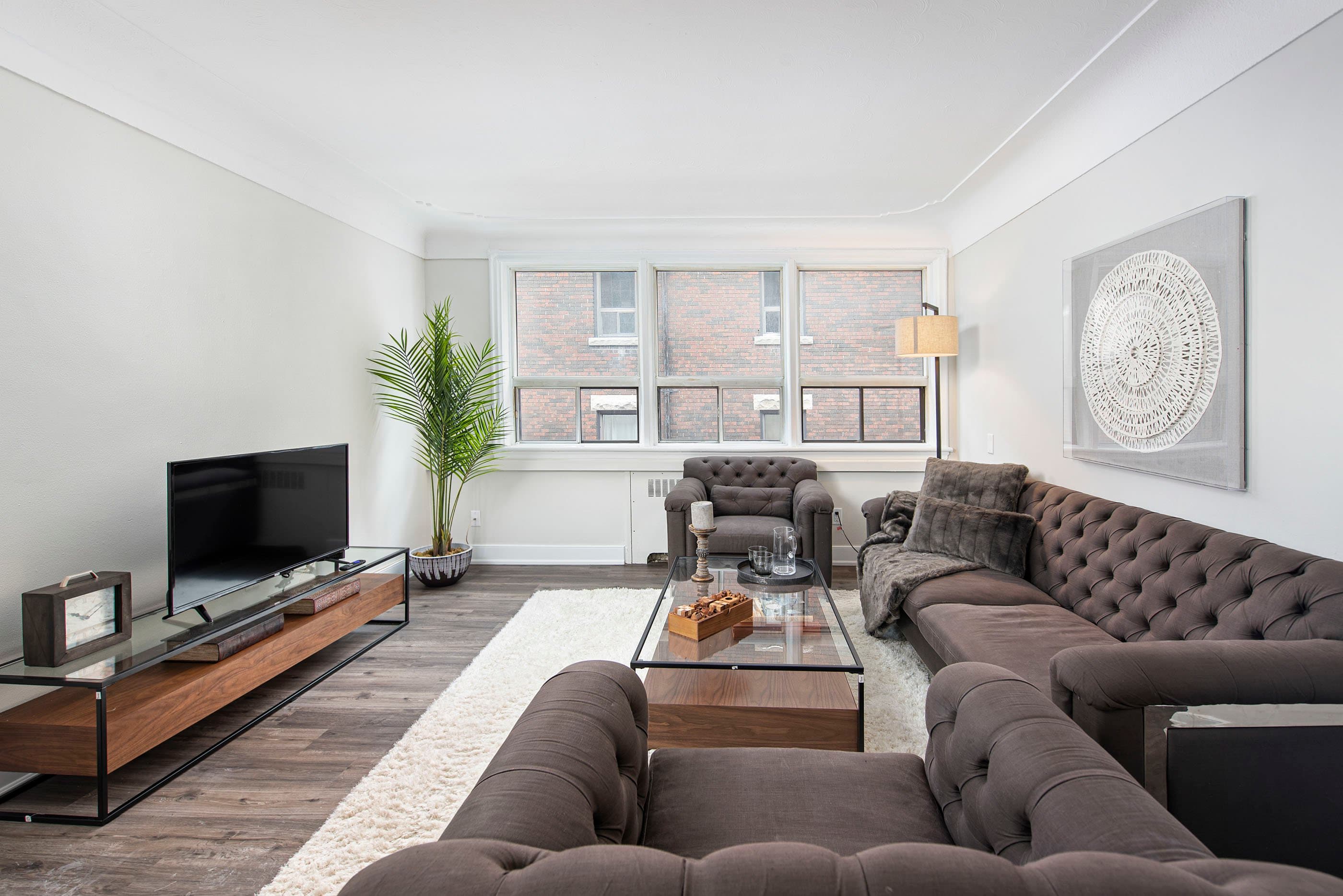 123 S EMERALD ST in Hamilton - Property View