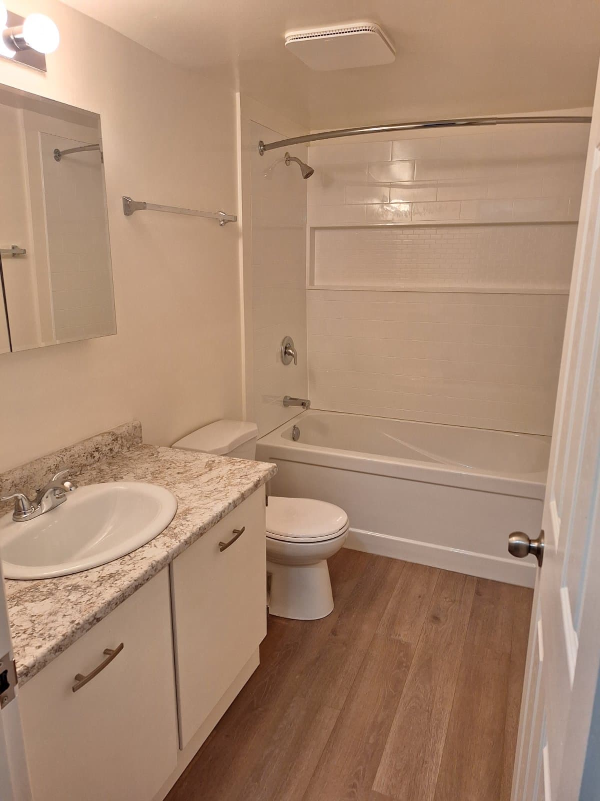866 CRAIGFLOWER RD in Esquimalt - Property View