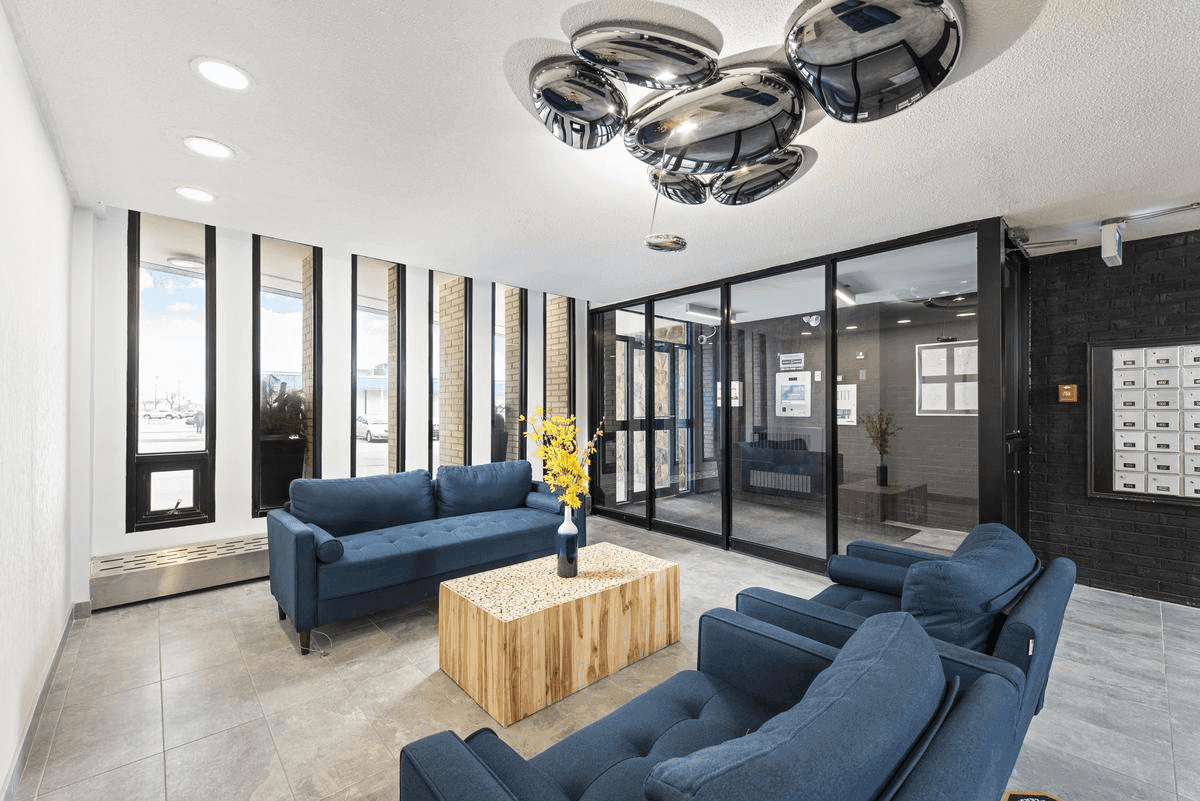 34 RAMBLER DR in Brampton