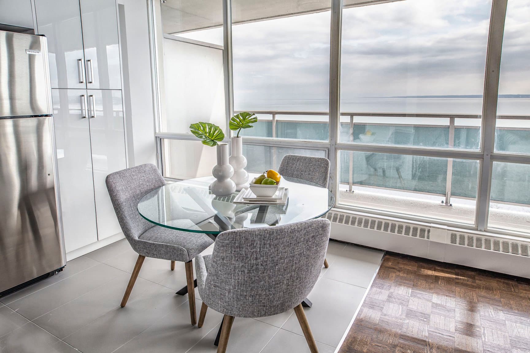 2160 LAKESHORE RD in Burlington - Property View