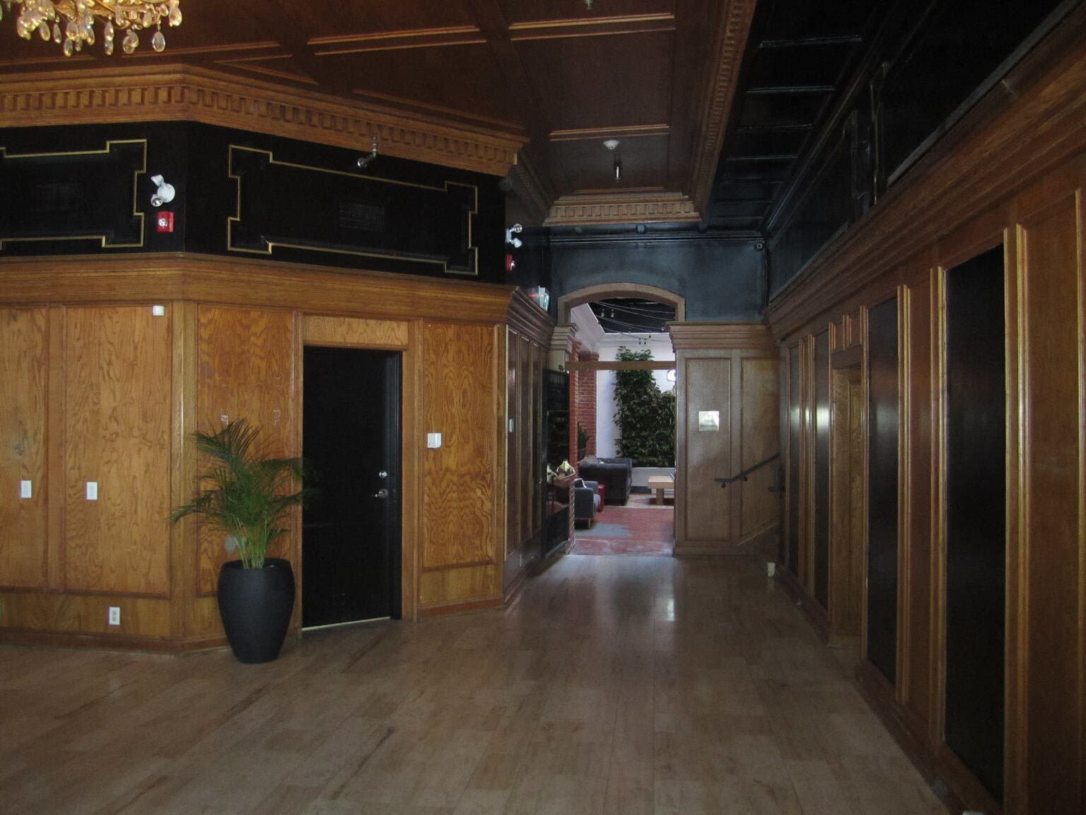 759 YATES ST in Victoria