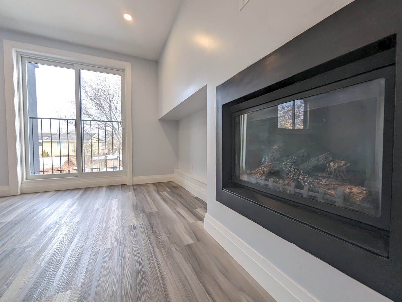 581 STRASBURG RD in Kitchener