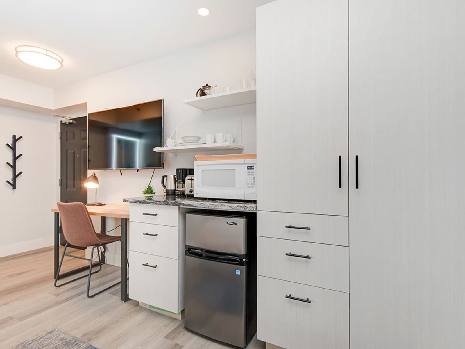 330 MCLEOD ST in Ottawa - Property View