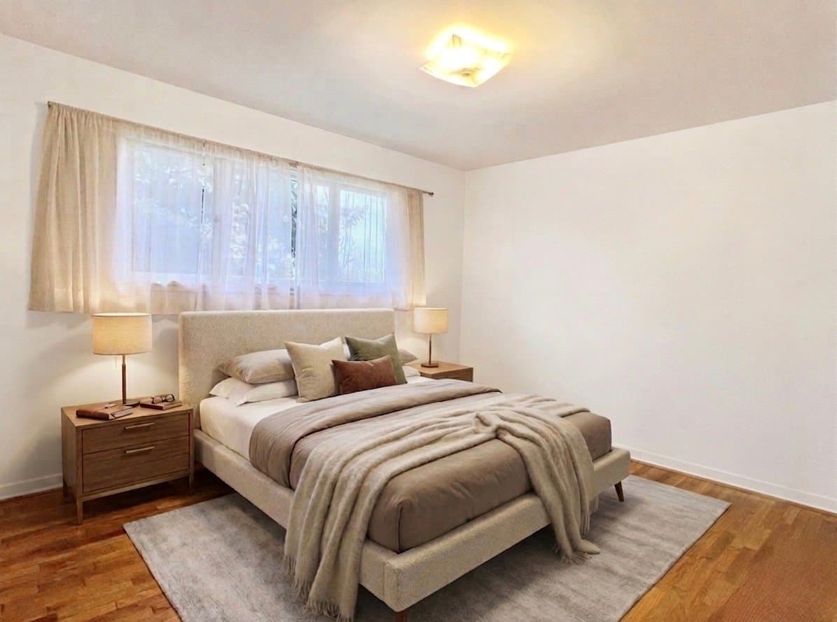 1047 LAWSON AVE in West Vancouver