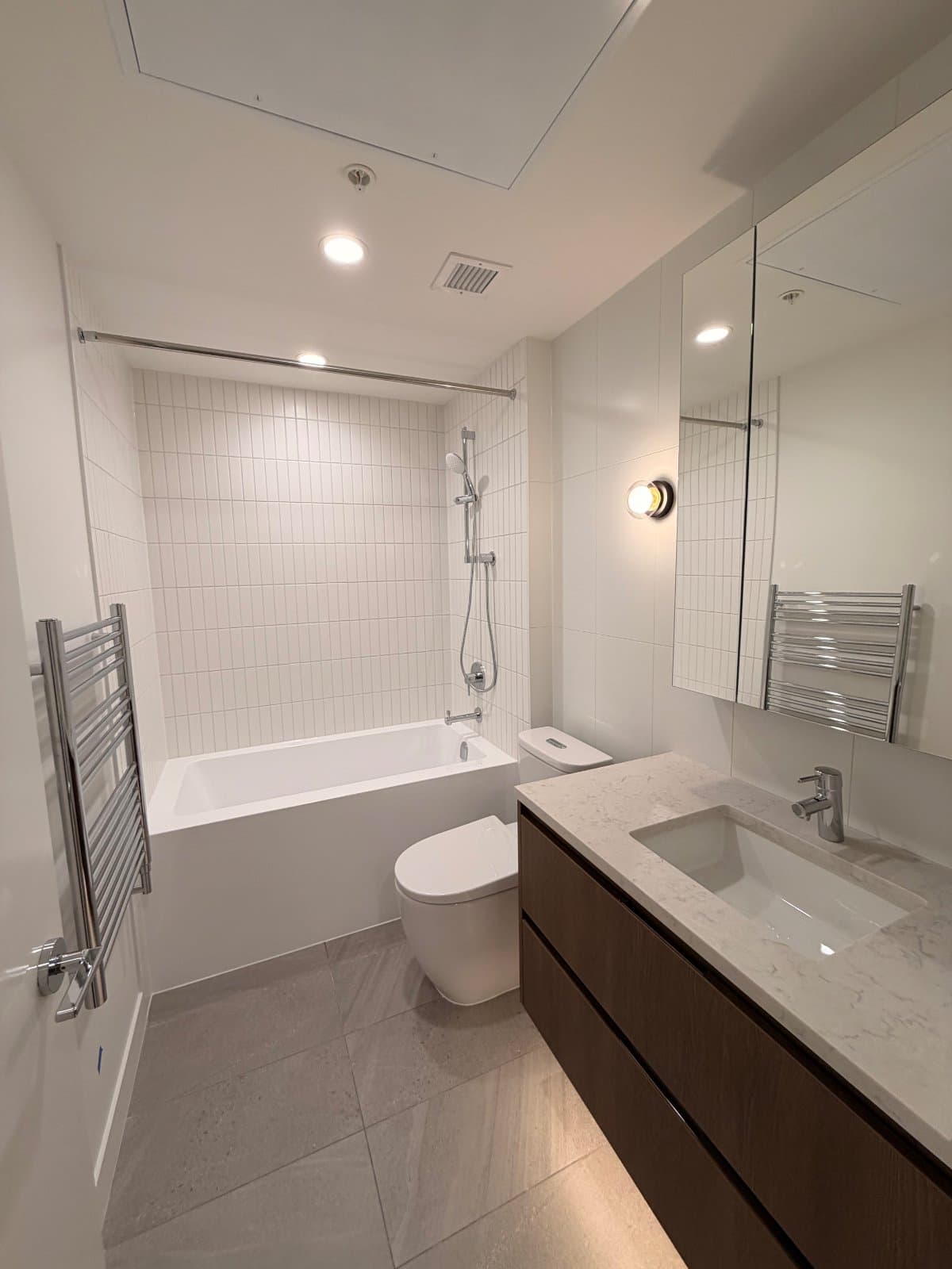 588 HARRISON AVE in Coquitlam - Property View