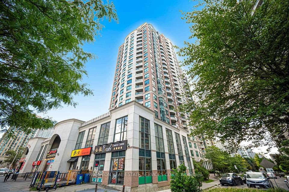 7 LORRAINE DR in Toronto - Property View