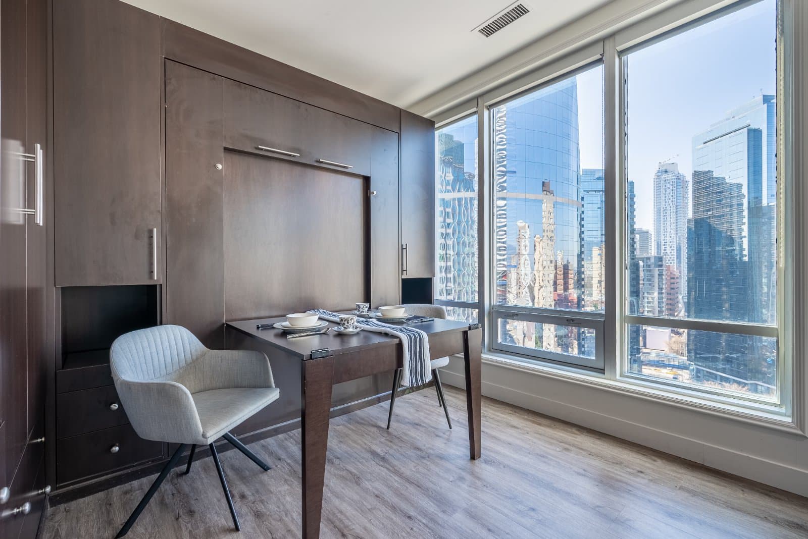 989 NELSON ST in Vancouver - Property View