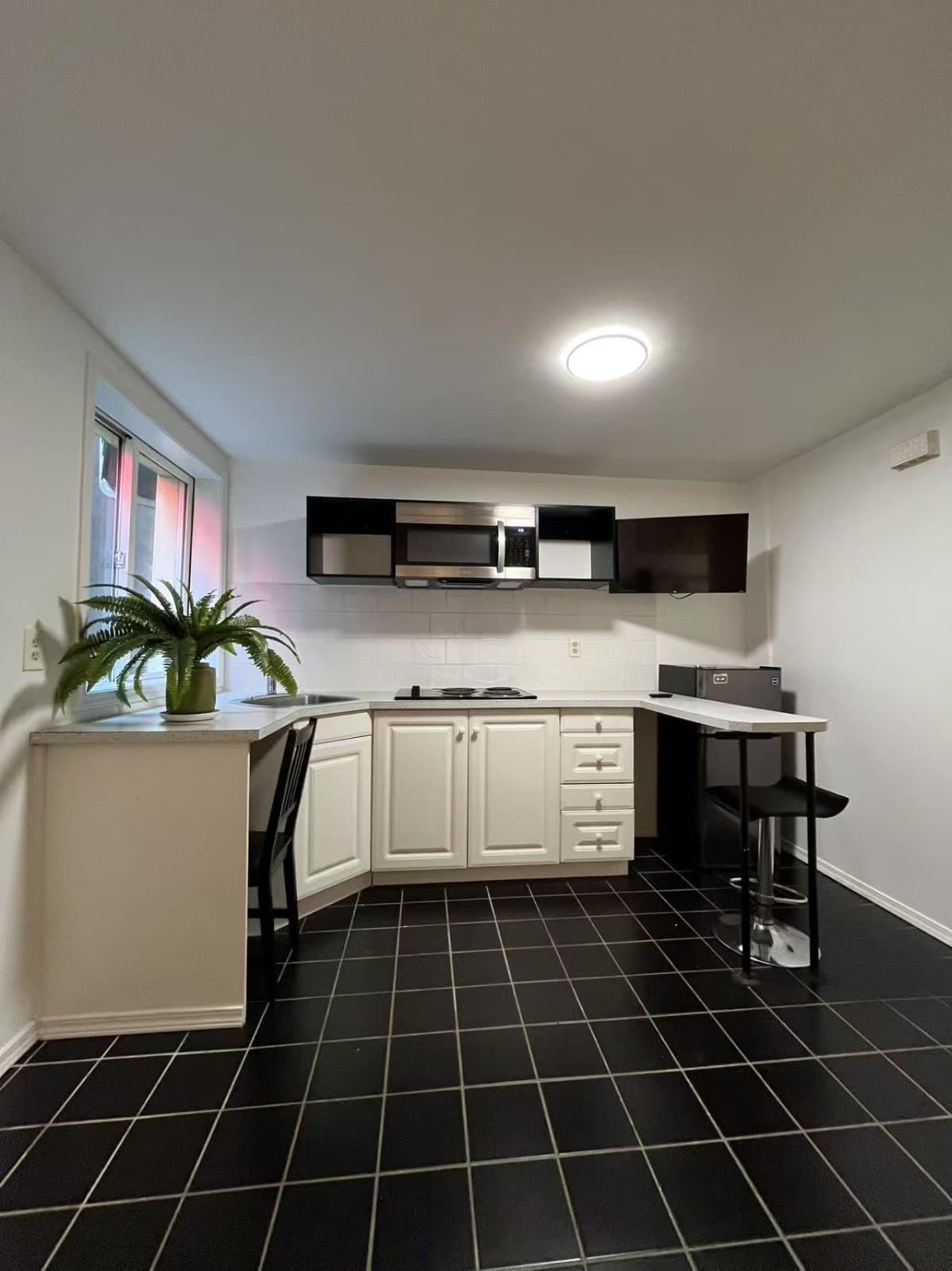 1517 COMOX ST in Vancouver - Property View