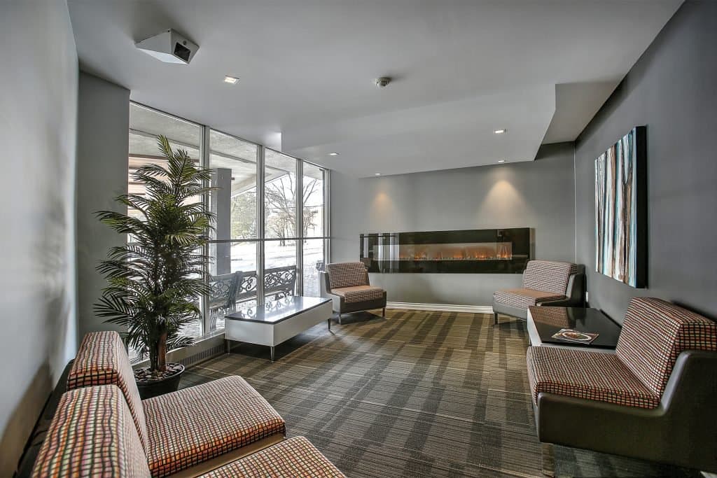 37 JOHNSON ST in Barrie - Property View