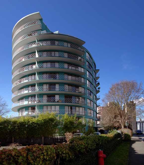 2190 BELLEVUE AVE in West Vancouver - Property View