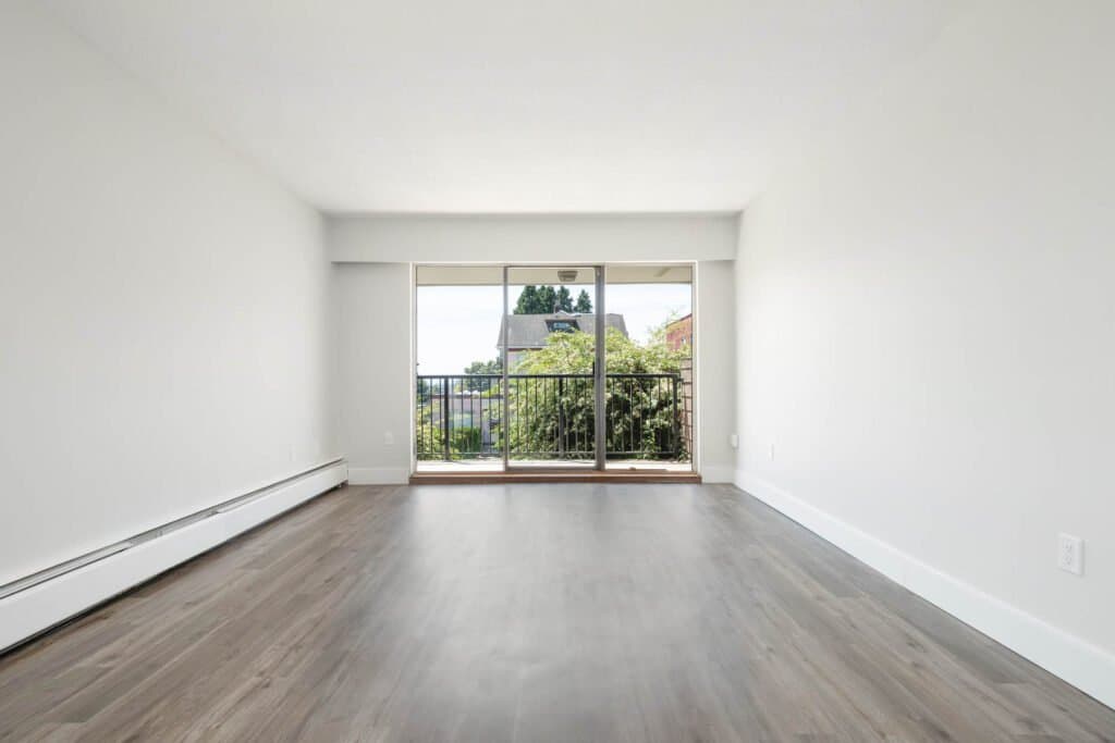720 QUEENS AVE in New Westminster - Property View
