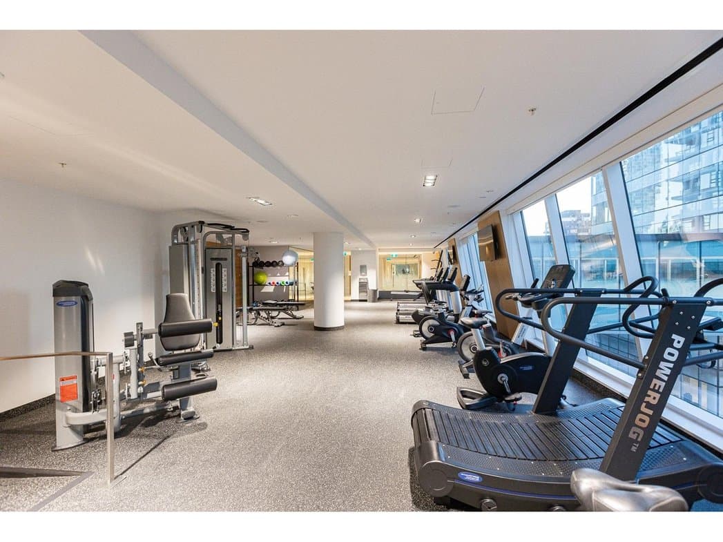 1289 HORNBY ST in Vancouver - Property View