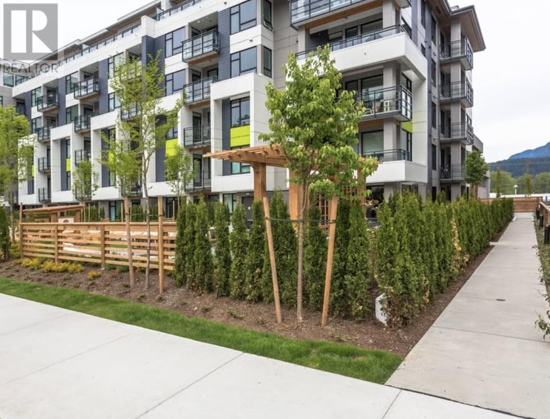 3018 GEORGE ST in Port Moody - Property View