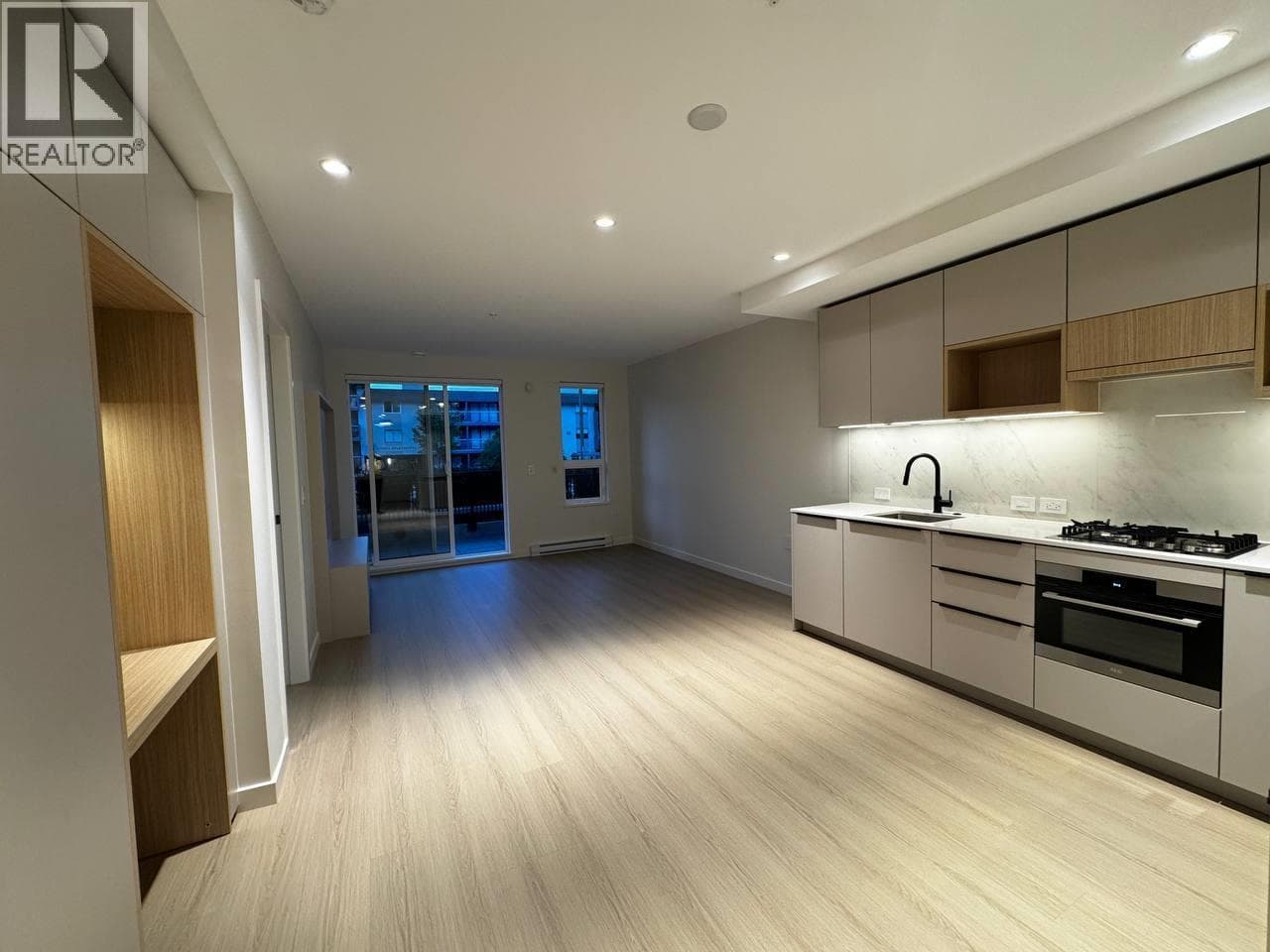 1205 JOHNS ST in Port Moody - Property View