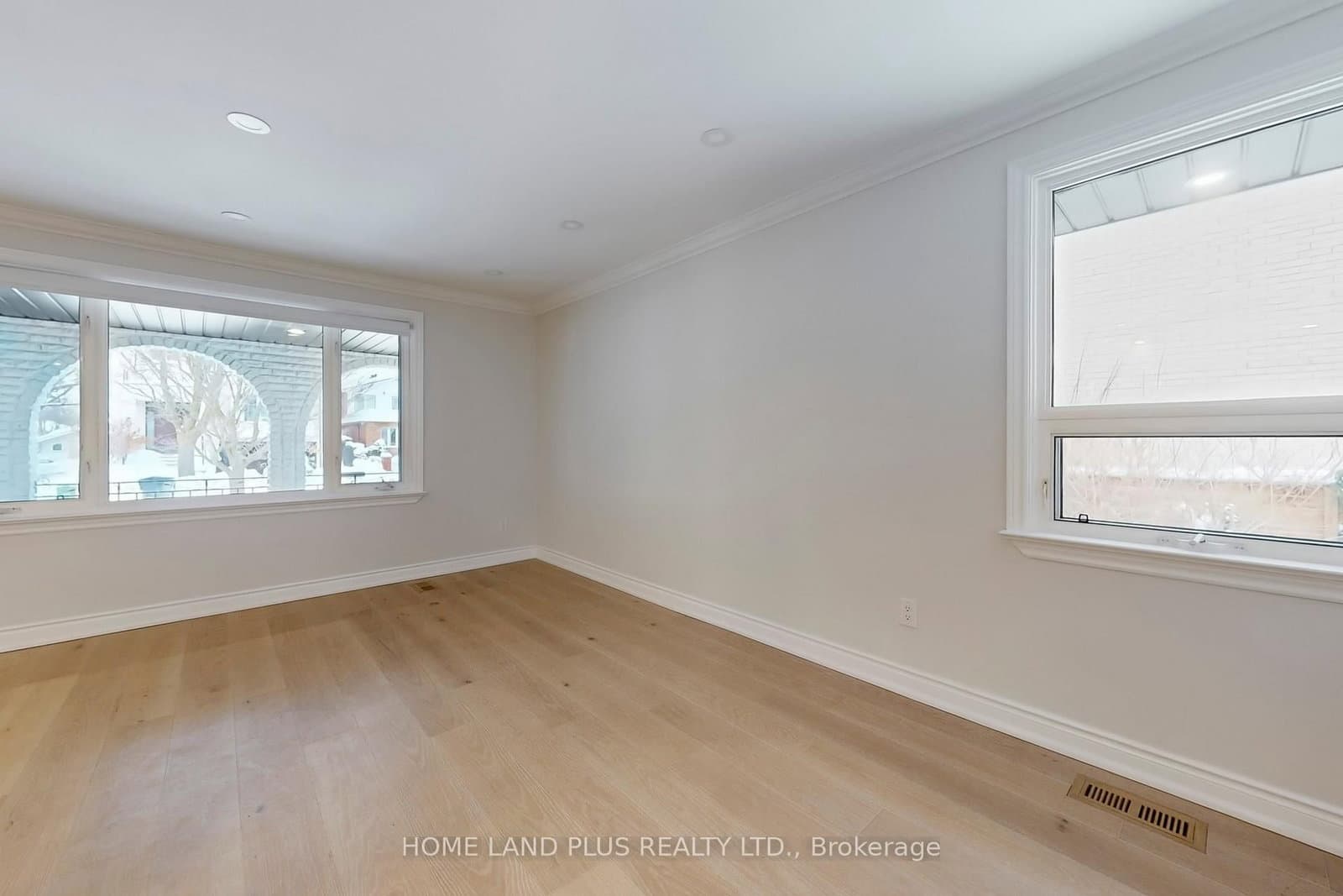 313 CHURCHILL AVE in Toronto - Property View