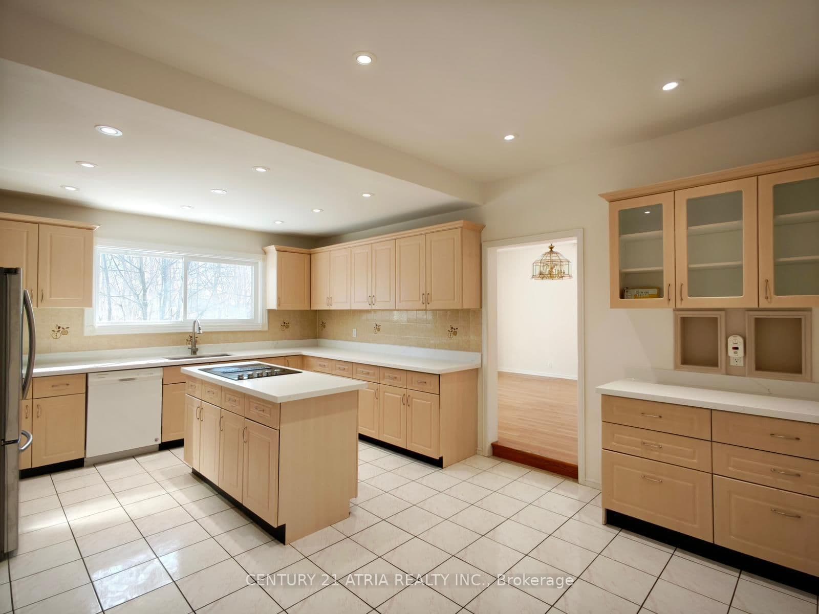 94 GARNIER CRT in Toronto - Property View