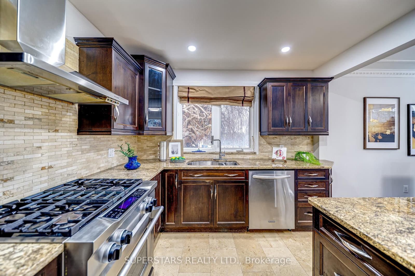 5 TERRINGTON CRT in Toronto - Property View