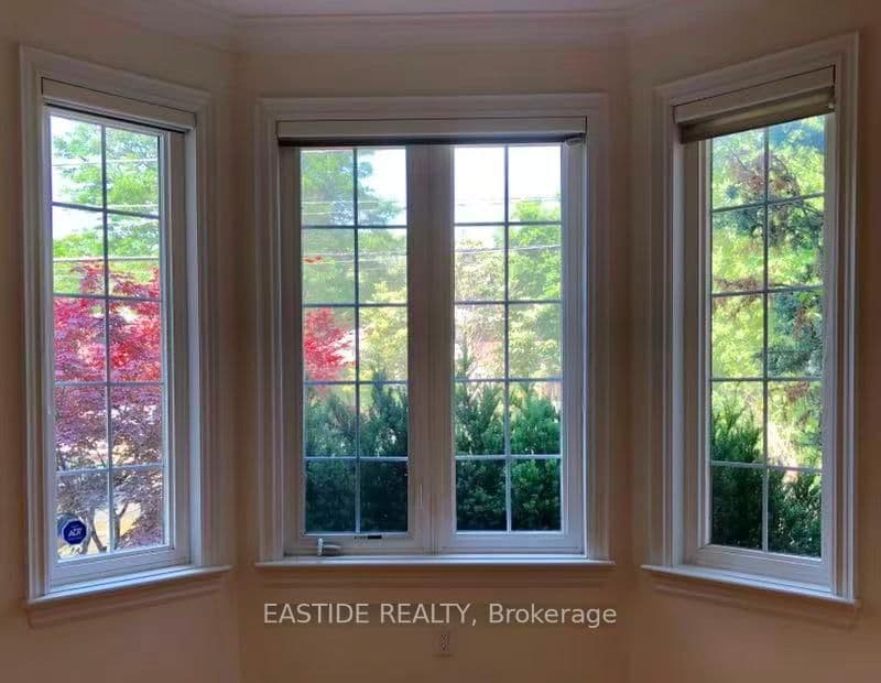 331 SENLAC RD in Toronto - Property View