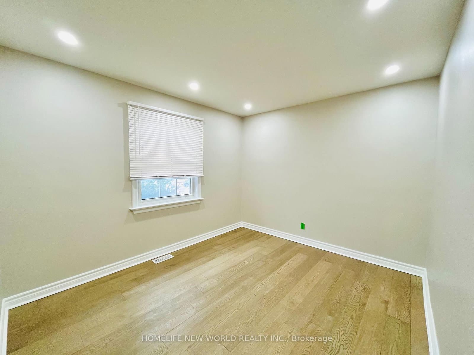 298 EMPRESS AVE in Toronto - Property View