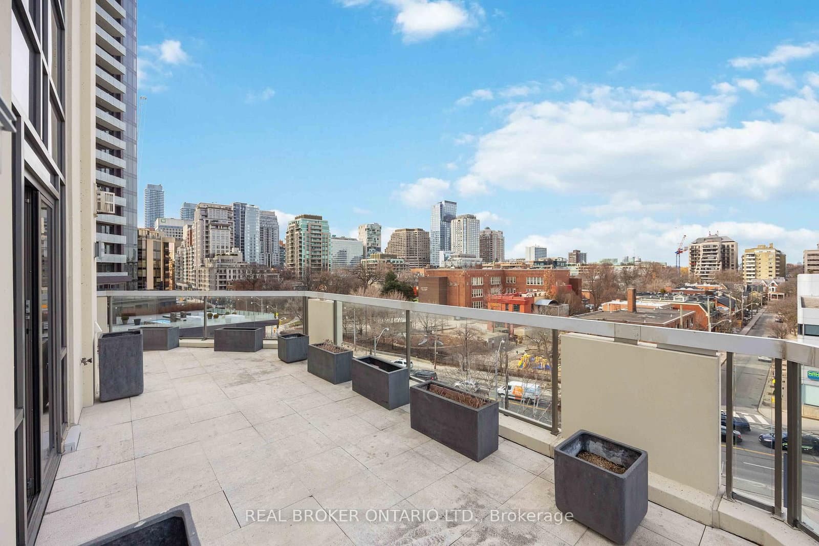 3 MCALPINE ST in Toronto