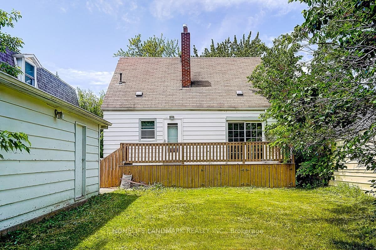 335 WILLOWDALE DR in Toronto - Property View
