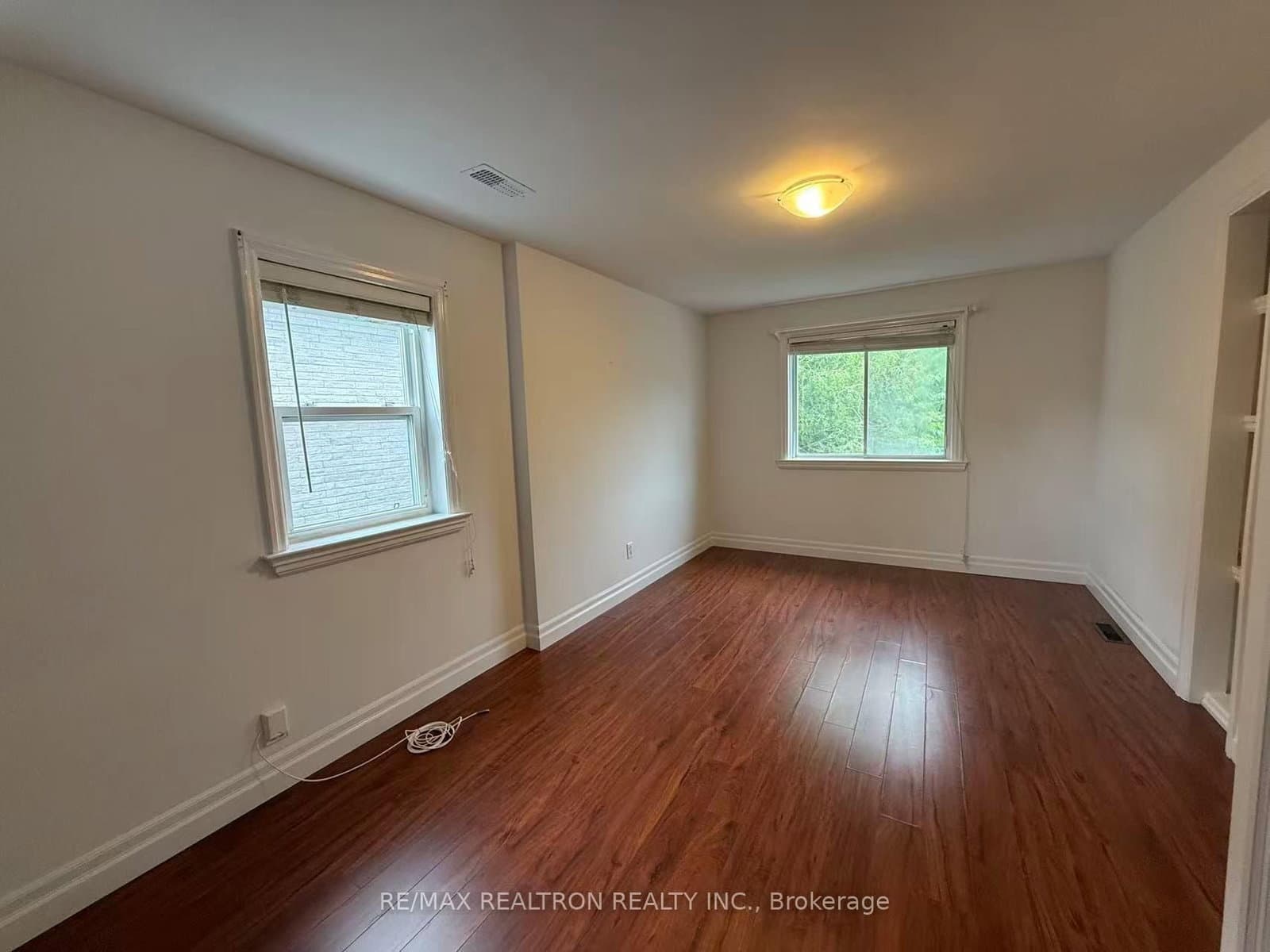223 PLEASANT AVE in Toronto - Property View