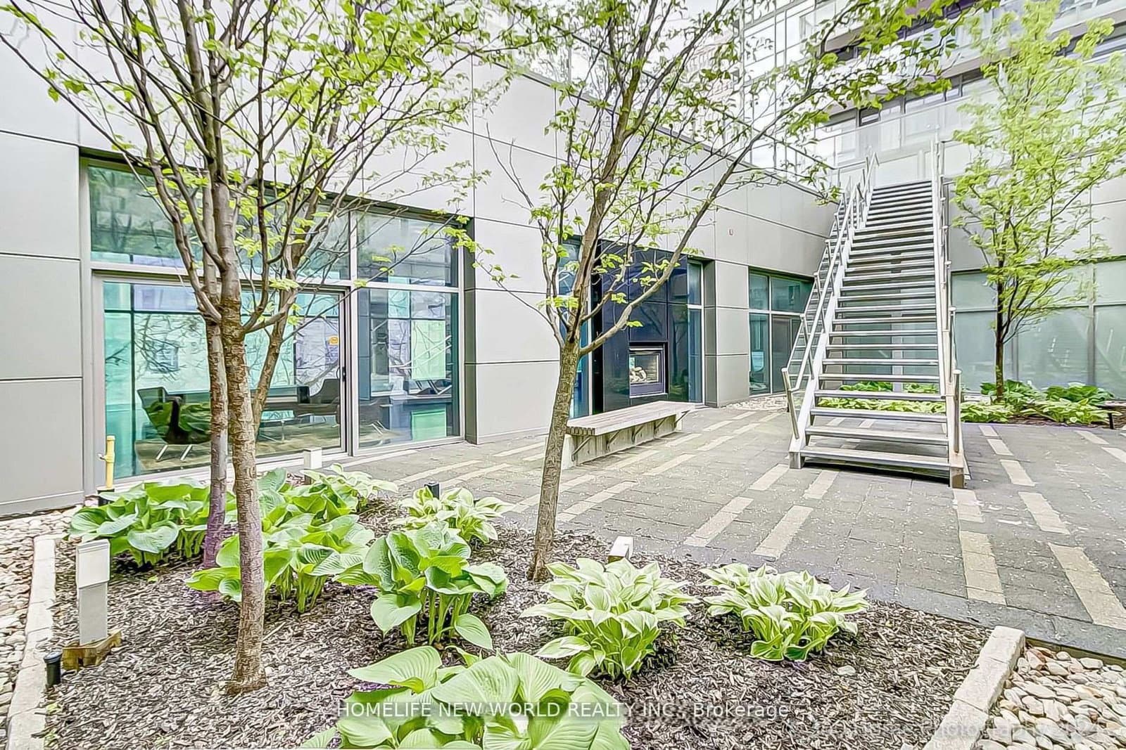 37 GROSVENOR ST in Toronto - Property View
