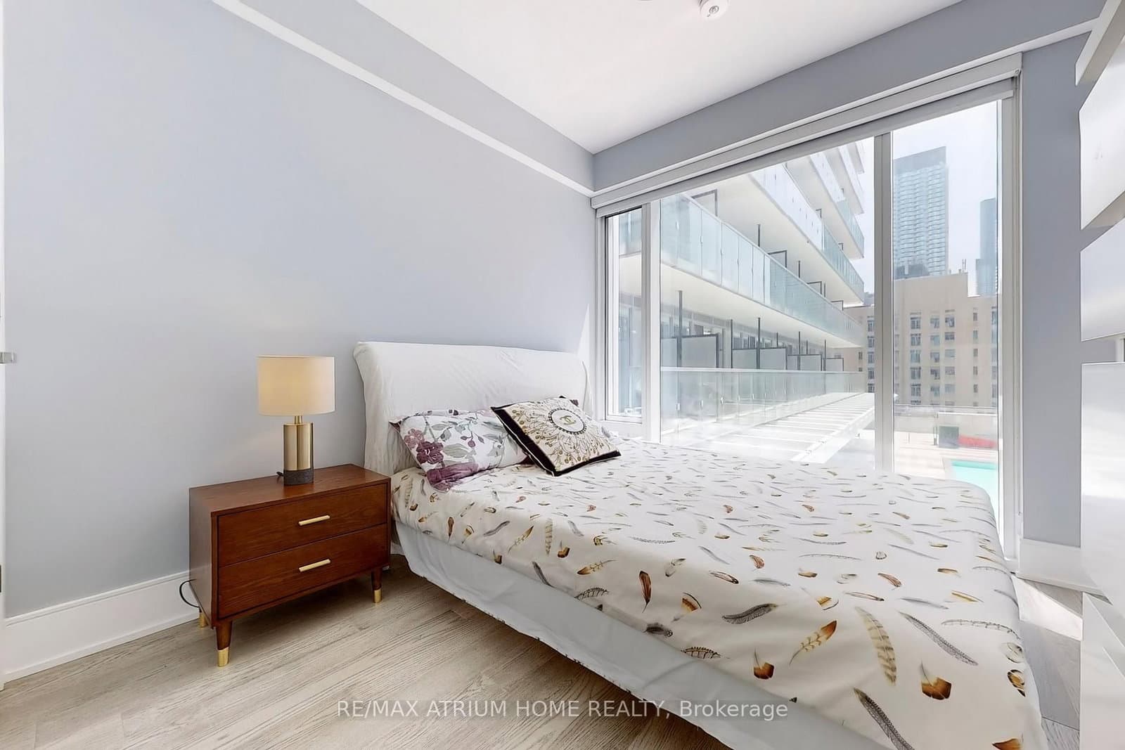 1 GLOUCESTER ST in Toronto