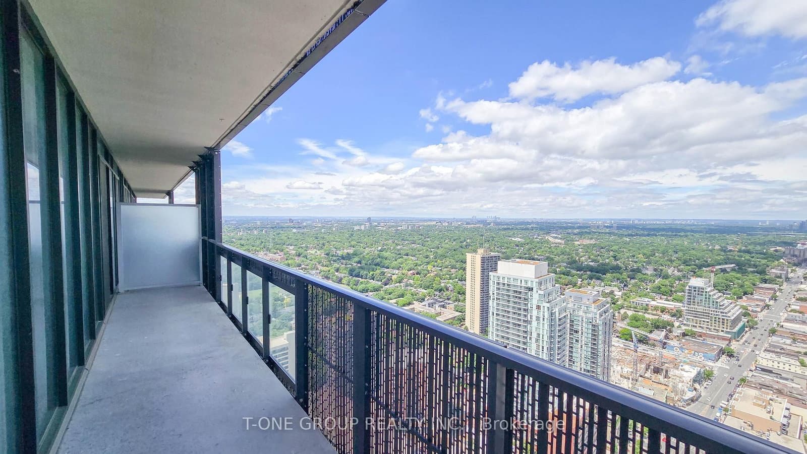 8 E EGLINTON AVE in Toronto - Property View