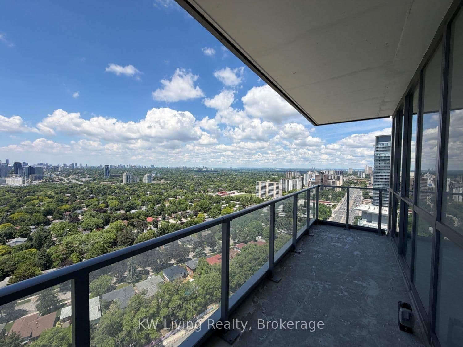 38 FOREST MANOR RD in Toronto - Property View