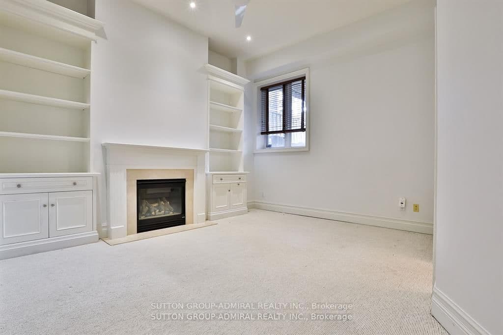 183 DOUGLAS AVE in Toronto - Property View